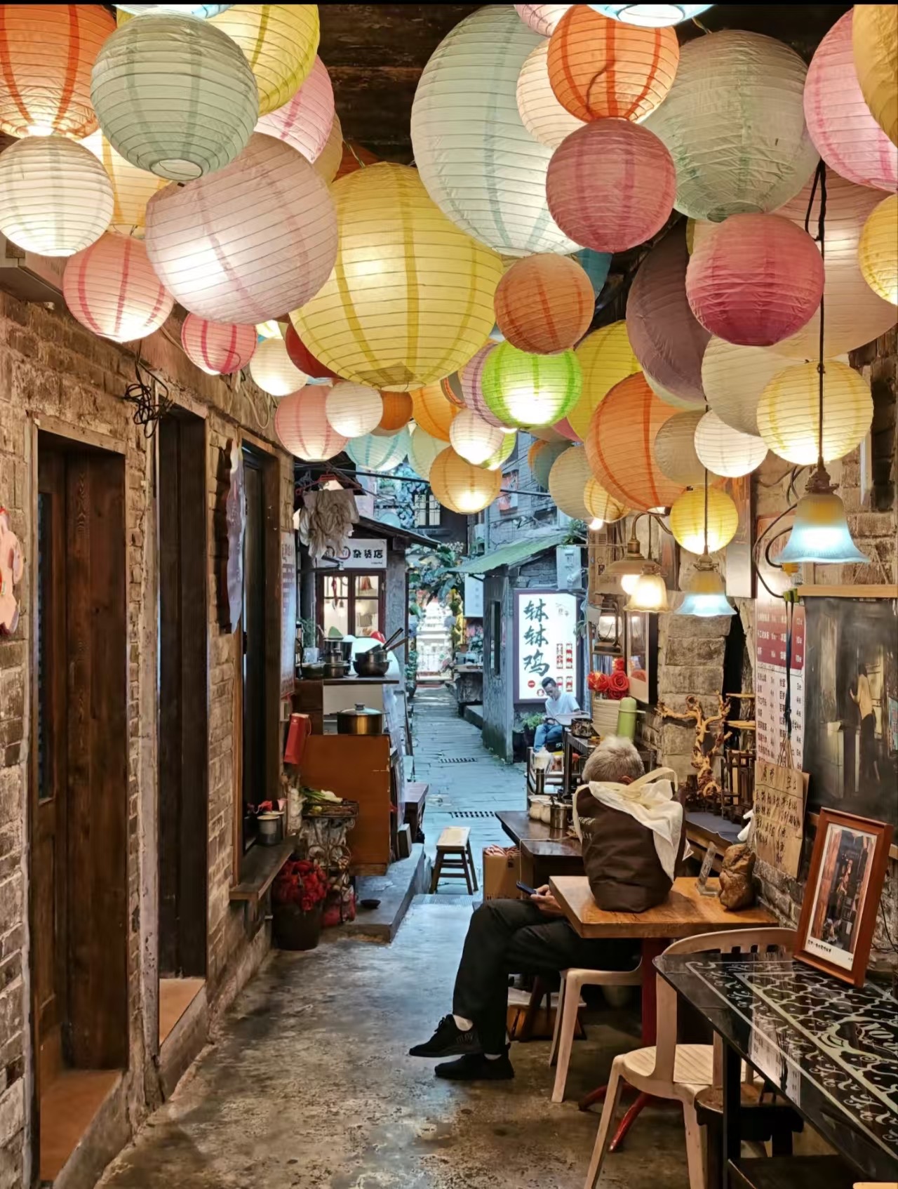 Chongqing Hidden Gems — Beyond the Tourist Trail