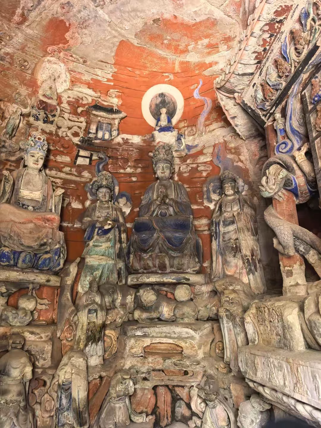 Painted grotto ceiling at Dazu